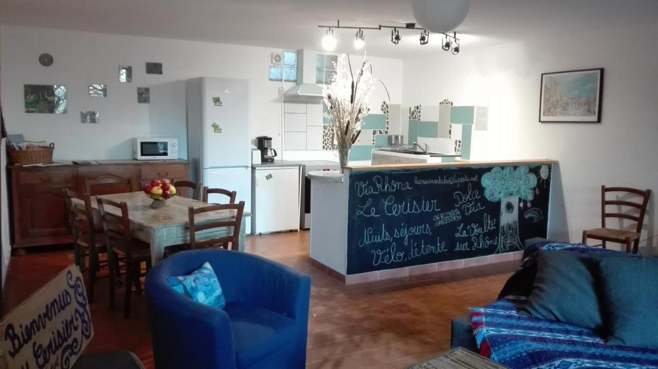 Gite Le Cerisier Via Rhona Dolce Via La Voulte-sur-Rhone エクステリア 写真